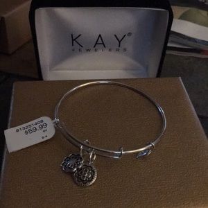 Charmed Memories bangle bracelet *retired